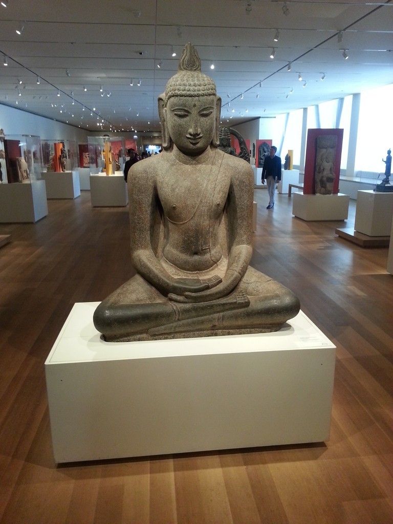 2014-04-01_15.19.44_display_large.jpg Free STL file Buddha Seated in Meditation (Dhyanamudra), Chola period, c. 12th century, Art Institute of Chicago・3D printing model to download, allanrobertsarty