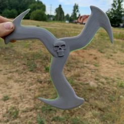 IXMziq38qpI.jpg Fichier STL Boomerang avec crâne・Plan imprimable en 3D à télécharger