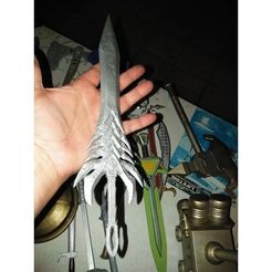 63b1a3f1583dc7dbdf83b3e3878f4e9d_preview_featured.jpg JUSTICAR AATROXs SWORD (LoL)