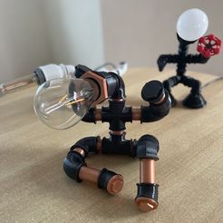IMG_0413.jpg Archivo STL gratis Lampe bonhomme assis /Lámpara de hombre sentado・Plan para descargar y imprimir en 3D