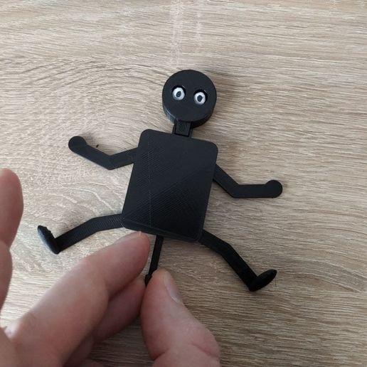 photo_2022-02-04_17-48-27.jpg Llavero colgante con ojos, impresión in situ