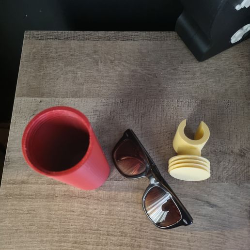 20240812_121409.jpg hand case for glasses or stuff