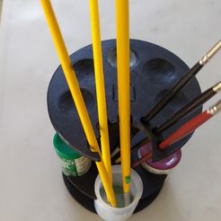 IMG_20210308_134955.jpg Fichier STL Palette de peinture avec prise en charge des pinceaux et des peintures・Modèle pour impression 3D à télécharger