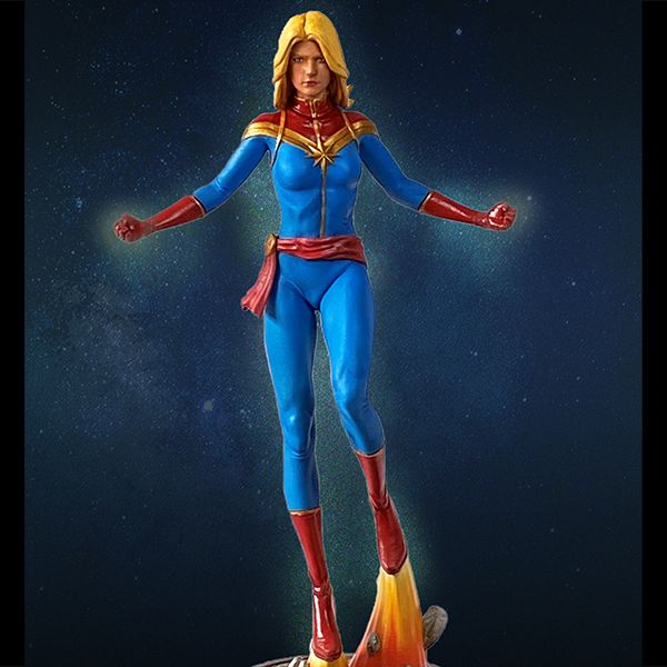 BeautyShotSquare.jpg Free 3D file Captain Marvel 6th Scale Figurine/statue (FDM friendly)・3D printing template to download, lindenergames