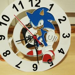 Soniclock_painted.jpg Sonic the Hedgehog wall clock