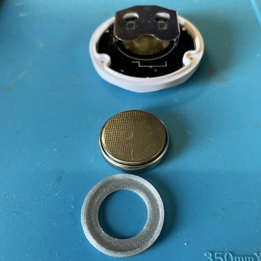 IMG_4913.jpg CR2450 to CR2477 adapter