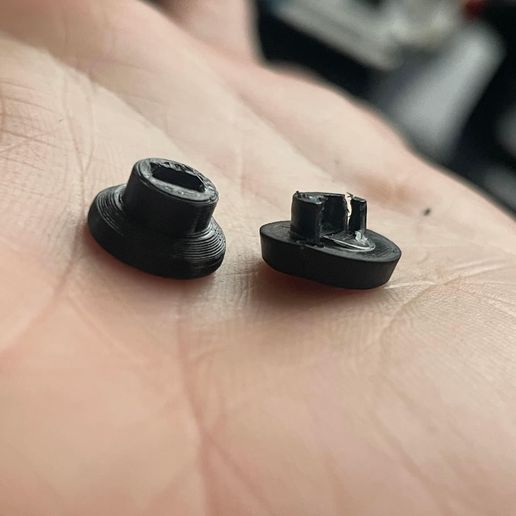 5FE39916-6836-4A8E-B3A5-2E1745EE29A7.jpeg ROG Chakram Replacement Joystick.