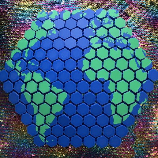 IMG_9602.jpeg NASA Fabric Globe - Flexible Kettenhemd Erde Fidget Spielzeug
