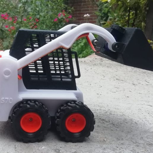 img4.jpeg chargeuse compacte bobcat s70