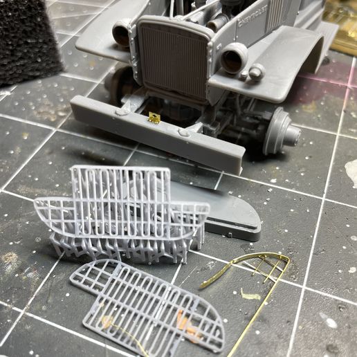 IMG_1779.jpg G7107 Grille