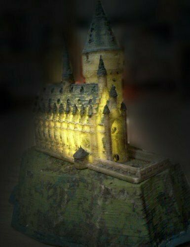 b8cbb3474cb3c7886b4c5d94da167a0e5bdd0331.jpg Lámpara del castillo de Hogwarts