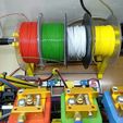 8660ff8277f0276b12f26c9d987714e1_display_large.jpg Tricolor 3D Printer