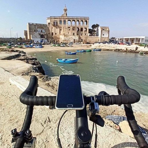 Bike handlebar phone mount v2