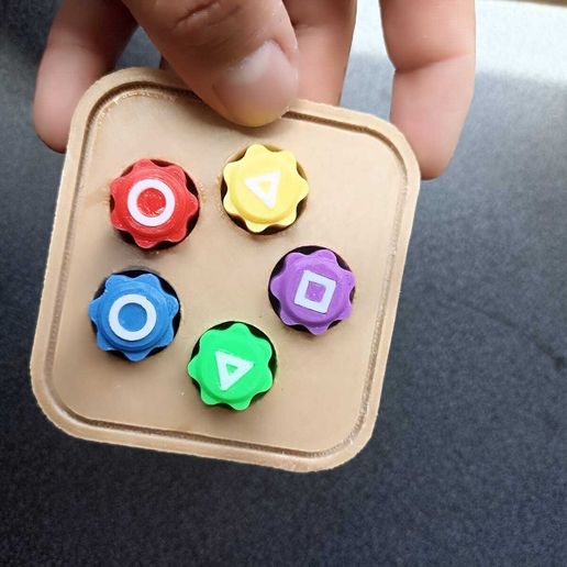 2.jpg GONGGI - SQUID GAME