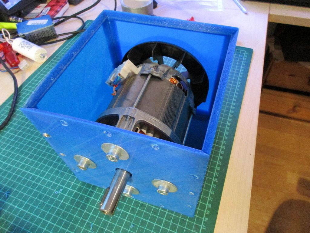 Download free SCAD file Big robust plastic Box • 3D printable object ...