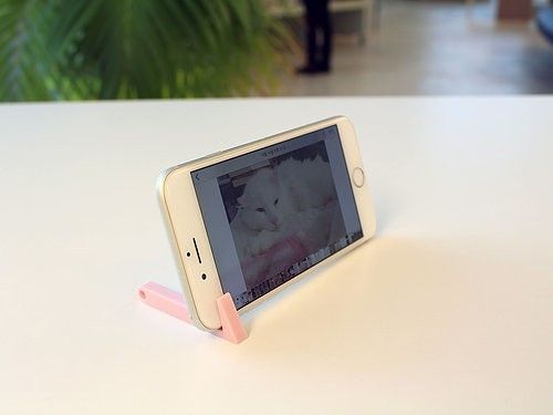 b2ad44_e1e24c3d790e4145a4aad131ef887139_mv2.jpg Держатель для телефона с кольцом для ключей