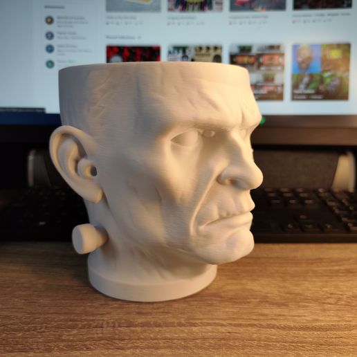 IMG_20250901_175945.jpg Миска для конфет 🧟 Франкенштейн