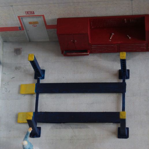 4 Post Lift - 3D model önizlemesi