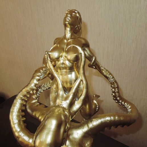 Statue-woman-having-sex-with-octopus-3D-print-4.jpg Download STL file 10Pcs model PACKs - Nsfw miniatures Octopus sex • 3D printable design, x9s