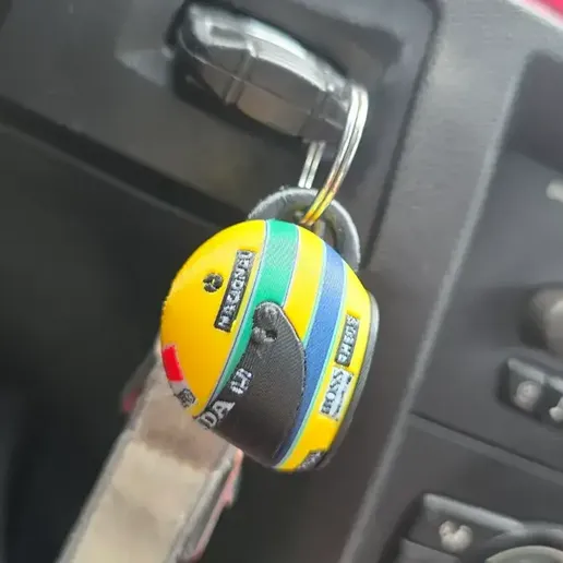 Casco Ayrton Senna