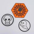 P1144209.JPG Free STL file Halloween drink coasters・Model to download and 3D print