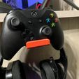 361645152_574728664617748_2411507927882801641_n.jpg Xbox / PS4 Controller and Headset Desk Rest Holder