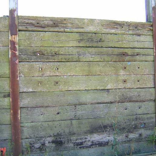 Silowalls-railwaysleepers1_WEB0.jpg Mur de soutènement de traverses de chemin de fer miniature - hauteur de 6 traverses