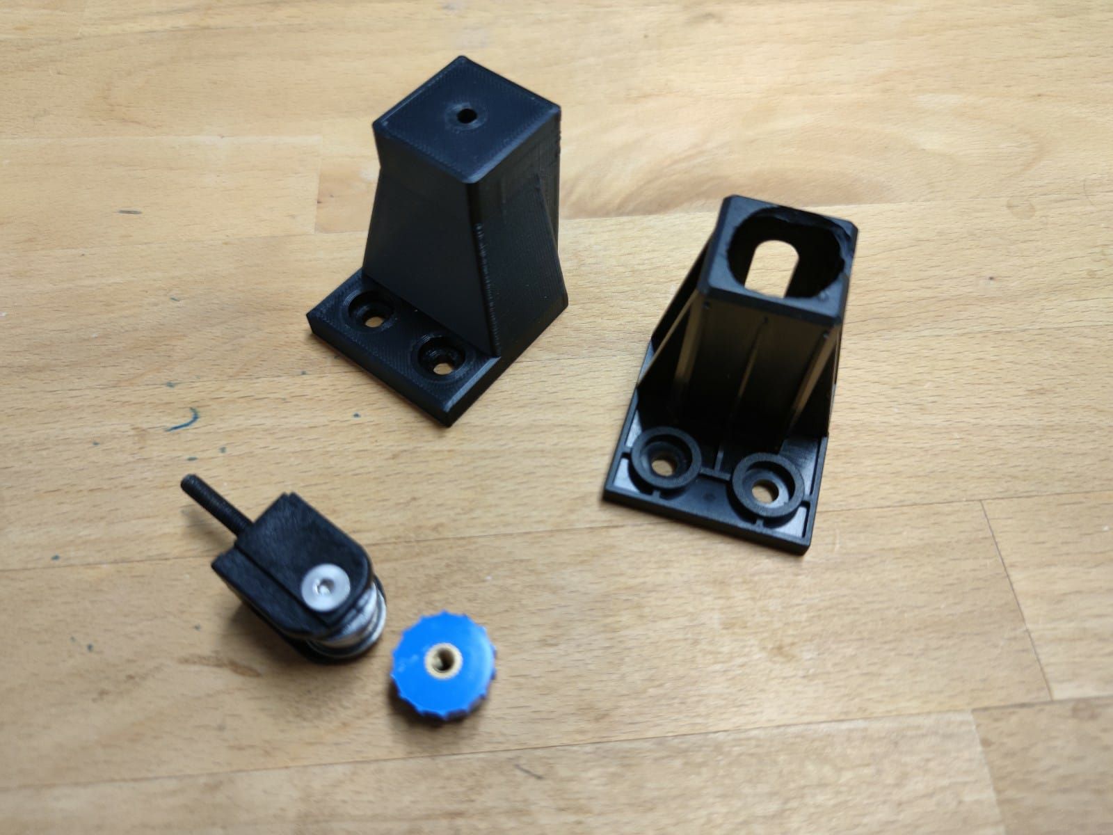 Télécharger fichier STL gratuit Ender 3 V2 Belt tensioner spare part