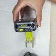 Support-Batterie-Ryobi-Mural.jpg Ryobi wall-mounted battery holder