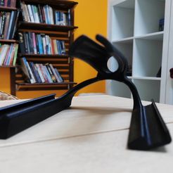 1.jpg Free STL file iPad stand Degeba・Object to download and to 3D print