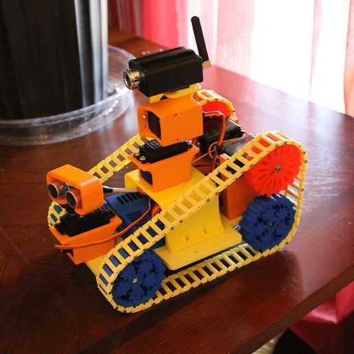 robot1_display_large.jpg Traxbot - сборка EZ-робота