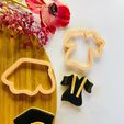 WhatsApp-Image-2023-01-18-at-9.20.30-PM.jpeg Graduation Cap and Gown Cookie Cutter