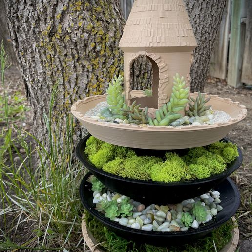 F5D68615-F66D-4FDB-8C12-7D81DEAF7070.jpeg Up Cycle Spool Planter