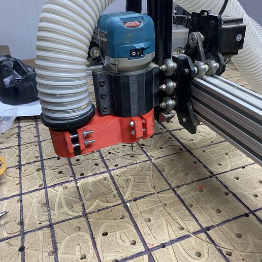 IMG_9875.jpg cnc support for vacuum cleaner ( mouth 57cm ) and makita 65cm. red fox