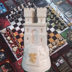 torre-lannister-cults.jpg Lannister chess rook - Frey