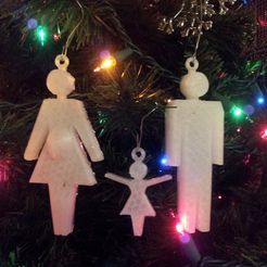 PregnantMom_Dad_Sister_Ornament.jpg Free 3D file Ornament Family of 3+ with dad, little girl and pregnant mom (or not)・3D printer design to download