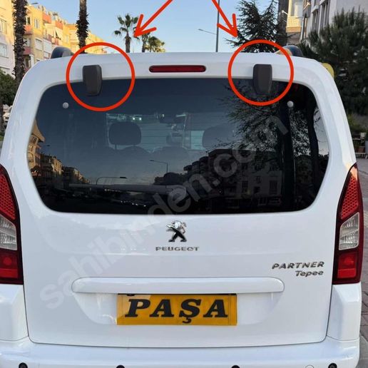 Peugeot Partner rear trunk hinge cover