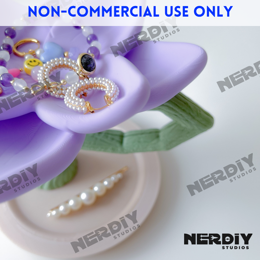 6.png Magnolia Blossom Dish