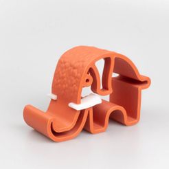 1.jpg Free STL file Elephant Phone Holder・3D printing model to download
