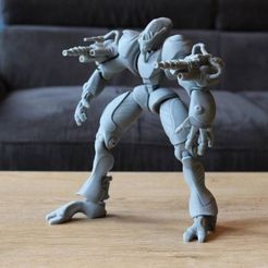 720X720-container-maker-tron-defender-3d-printing-42525.jpg Fichier 3D gratuit Défenseur de Makertroon・Design pour impression 3D à télécharger