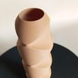 4.jpg straight draped vase