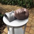 Woman-Face-wall-hanging-planter.jpg Файл STL Настенный подвесной плантатор с женским лицом - настенное украшение・Шаблон для 3D-печати для загрузки
