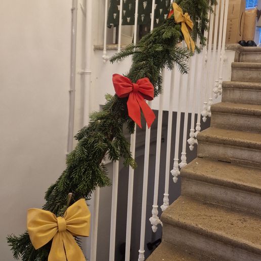 20251211_160129.jpg Christmas bow Mascherl