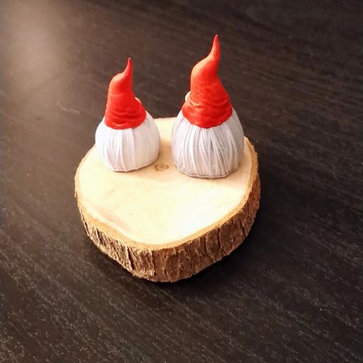 Gnome ( Christmas tree )