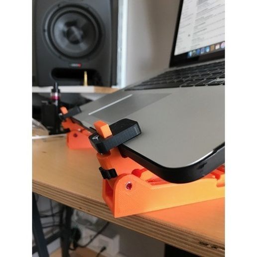 77cf3640b597077001d9a0f3199b3394_preview_featured.JPG Download STL file Notebook / Laptop Stand • Template to 3D print, NedalLive