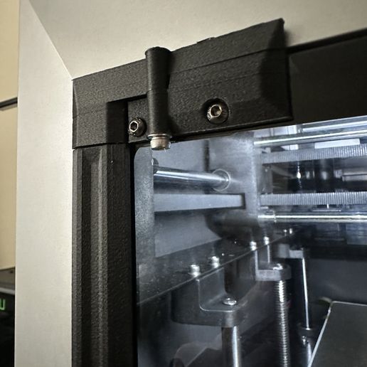 20250324_182454812_iOS.jpg Plus4 Articulating "No Hands" Door Hinge Seal