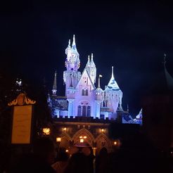 Disney-Castle.jpg Free STL file Disneyland Castle・3D printer model to download