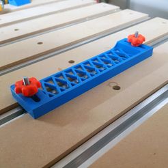 20231029_152202.jpg Adjustable T-slot fence