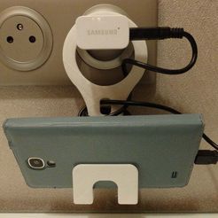 PB052597.JPG Soporte de teléfono para la carga / Support de téléphone pour la charge