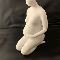 download-1.jpg STL file Pregnant woman・3D printing idea to download